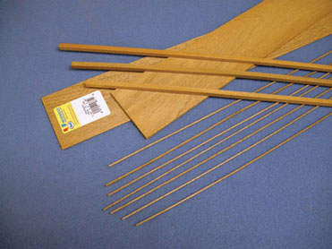 Dollhouse Miniature Mahogany Stripwood, 1/4 X 1/4, 18/Pk.